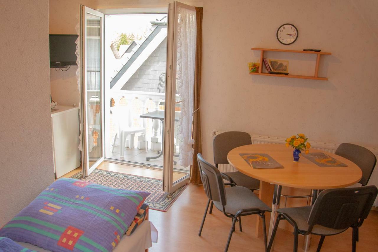 Zielona Okiennica Chillout Appartement Chłopy Buitenkant foto