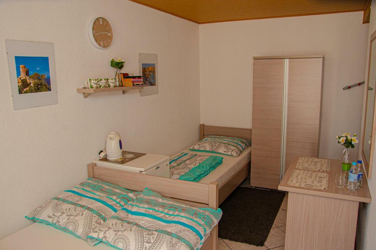 Zielona Okiennica Chillout Appartement Chłopy Buitenkant foto