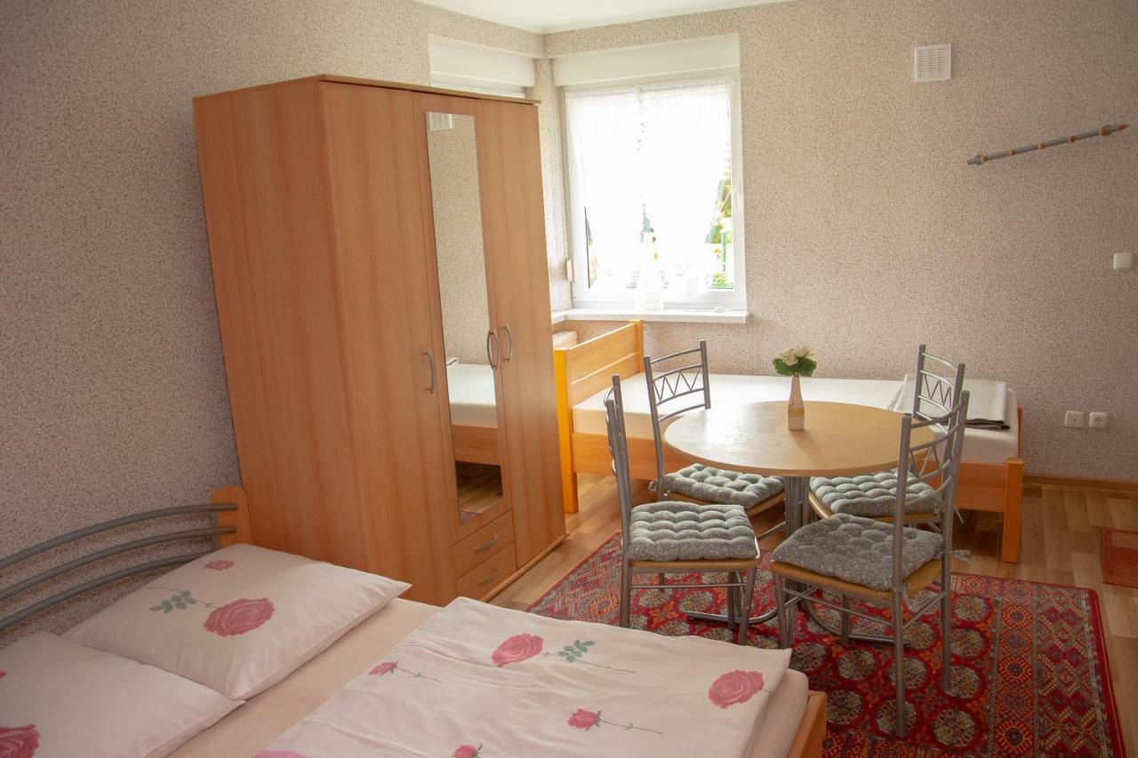 Zielona Okiennica Chillout Appartement Chłopy Buitenkant foto