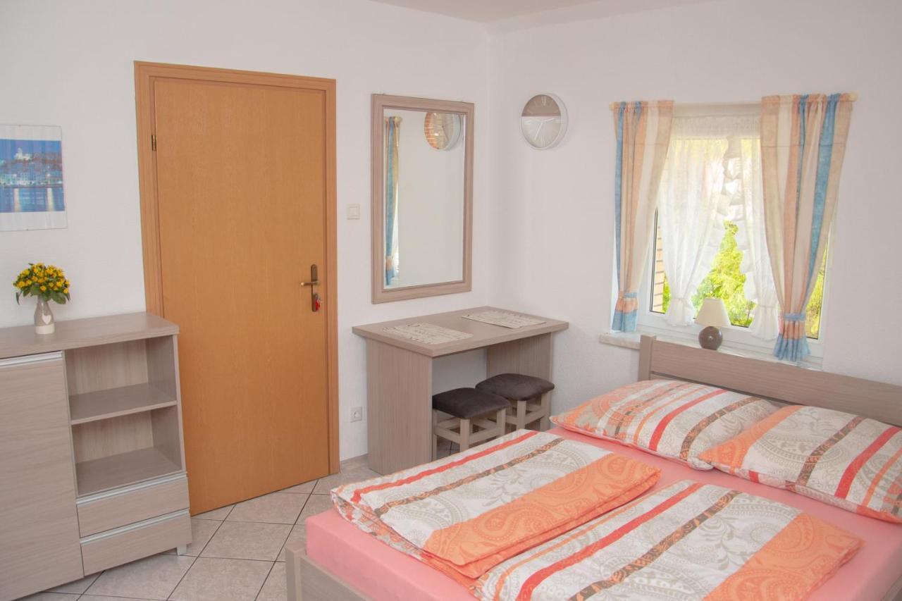 Zielona Okiennica Chillout Appartement Chłopy Buitenkant foto
